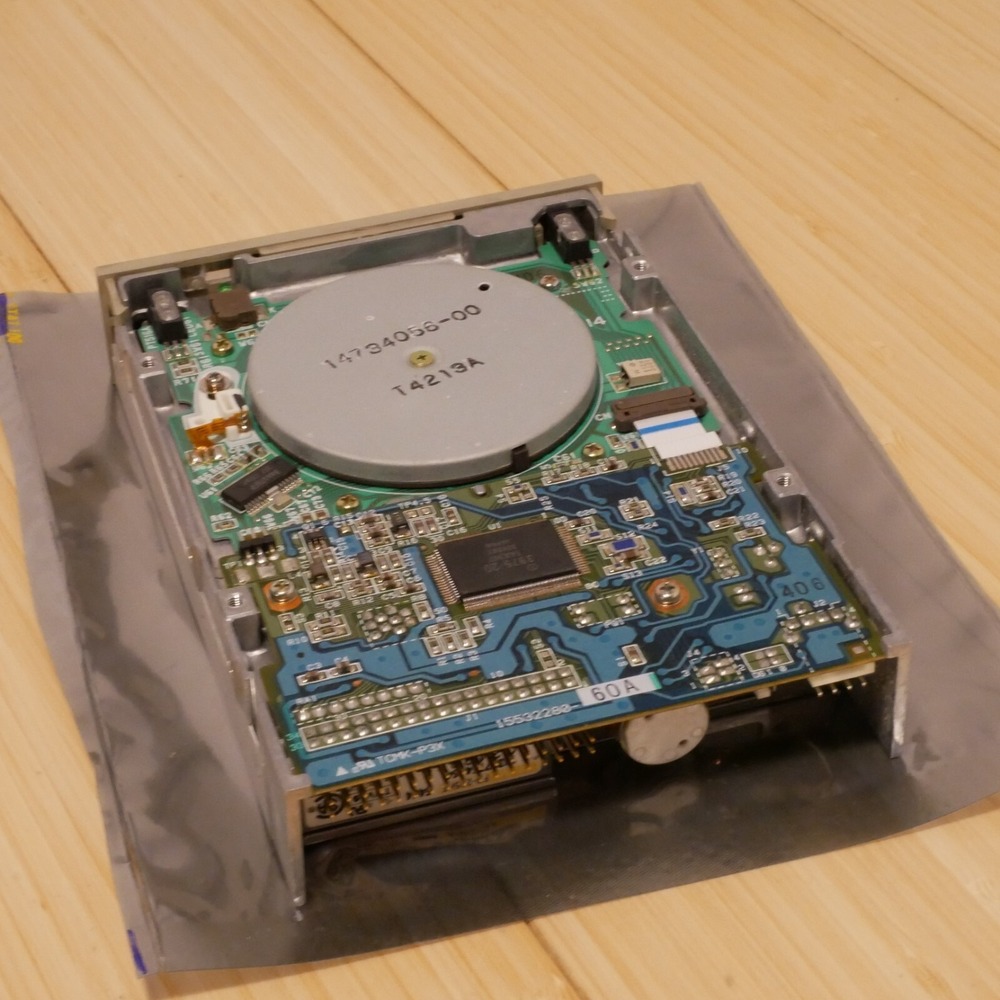 TEAC 3.5 inch Internal Floppy Disk Drive Model FD-235HF Tested & Working - 26 - Picture 6 of 8